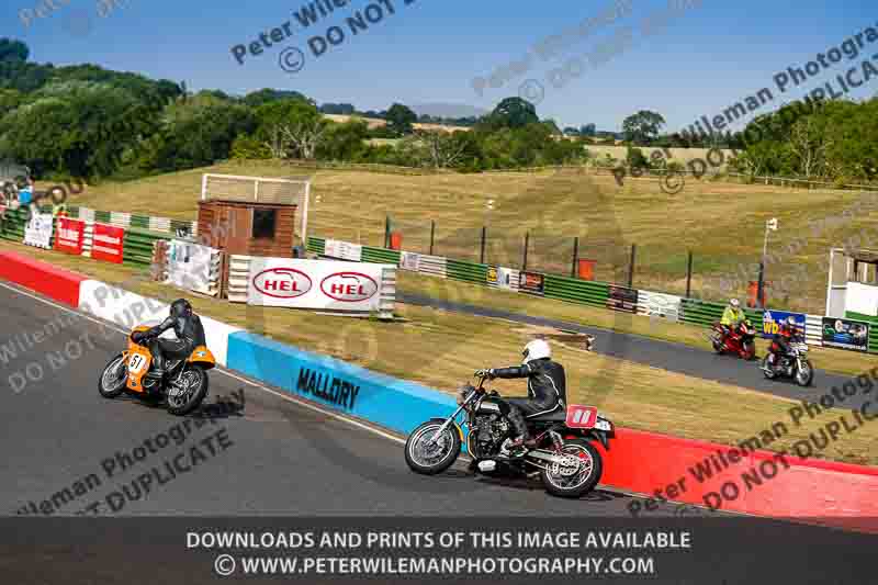 Vintage motorcycle club;eventdigitalimages;mallory park;mallory park trackday photographs;no limits trackdays;peter wileman photography;trackday digital images;trackday photos;vmcc festival 1000 bikes photographs